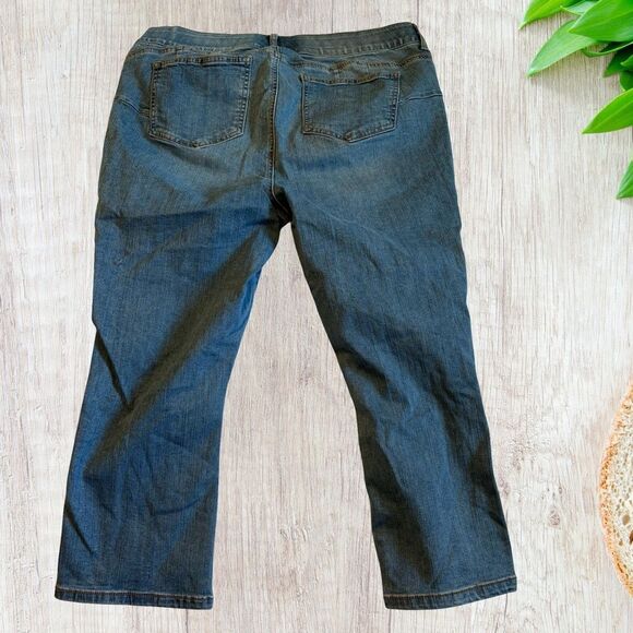 Torrid Womens Bombshell Skinny Crop Jeans Size 18 Stretch Distressed Casual Edgy - Picture 4 of 10